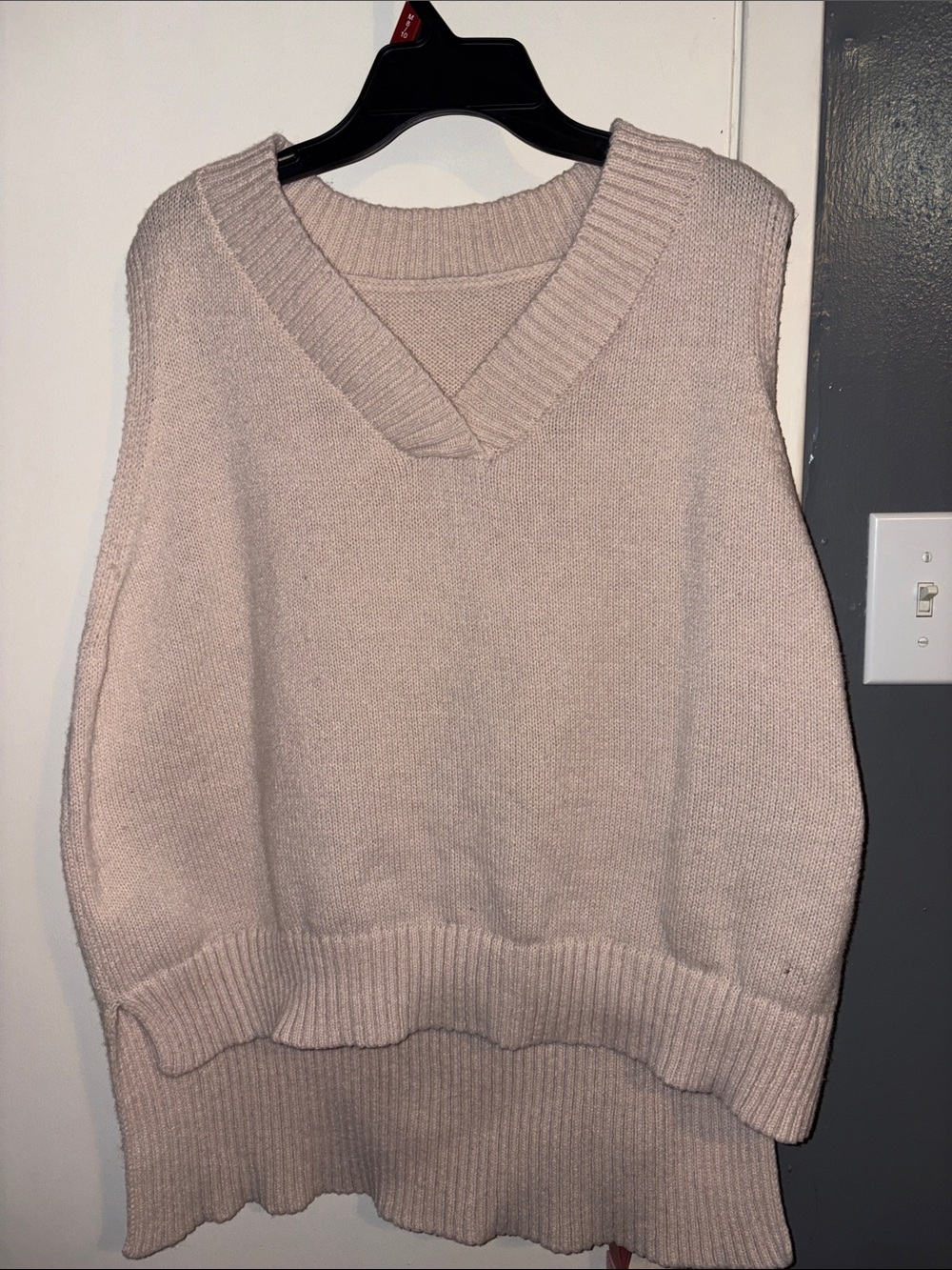 SHEIN Light Beige V-Neck Knit Sweater Vest